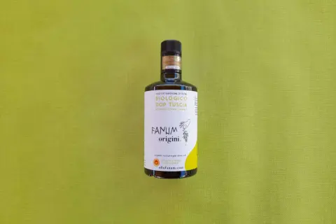 Olio viterbo biologico DOP Tuscia, monocolturale Canino, estratto a freddo.