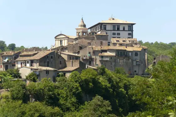 Gradoli sul Lago di Bolsena - Borgo, storia e sapori da scoprire